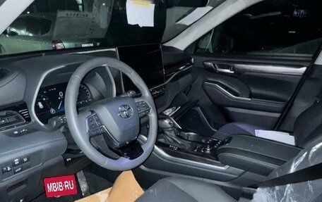 Toyota Highlander, 2026 год, 4 220 000 рублей, 9 фотография