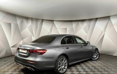 Mercedes-Benz E-Класс, 2022 год, 4 970 000 рублей, 2 фотография