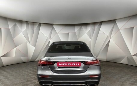 Mercedes-Benz E-Класс, 2022 год, 4 970 000 рублей, 8 фотография