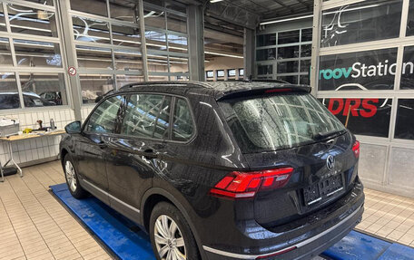 Volkswagen Tiguan II, 2022 год, 2 282 000 рублей, 4 фотография