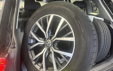 Volkswagen Tiguan II, 2022 год, 2 282 000 рублей, 9 фотография