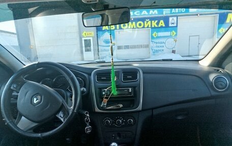 Renault Sandero II рестайлинг, 2017 год, 865 000 рублей, 9 фотография