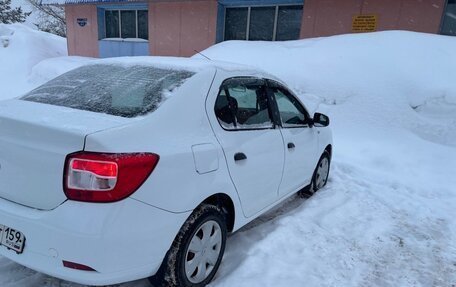 Renault Logan II, 2015 год, 520 000 рублей, 2 фотография