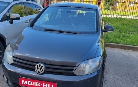 Volkswagen Golf Plus II, 2012 год, 500 000 рублей, 1 фотография