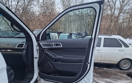 Ford Explorer VI, 2014 год, 2 100 000 рублей, 9 фотография