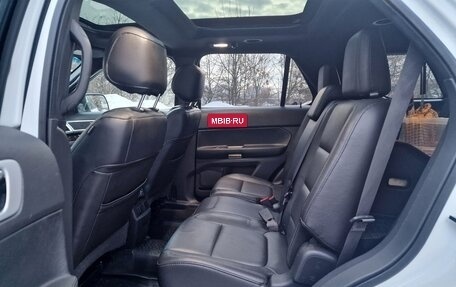 Ford Explorer VI, 2014 год, 2 100 000 рублей, 24 фотография