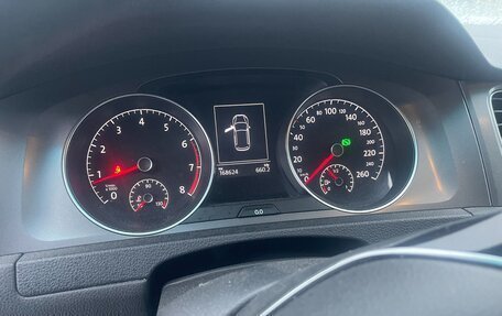 Volkswagen Golf VII, 2014 год, 900 000 рублей, 9 фотография