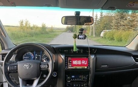 Toyota Fortuner II, 2020 год, 3 990 000 рублей, 9 фотография