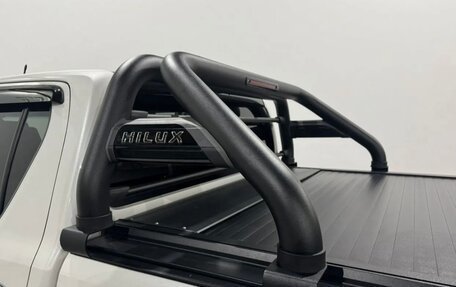 Toyota Hilux VIII, 2021 год, 4 550 000 рублей, 11 фотография