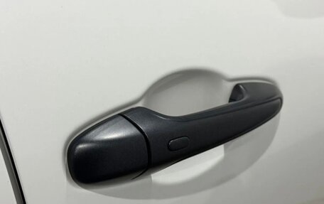 Toyota Hilux VIII, 2021 год, 4 550 000 рублей, 10 фотография