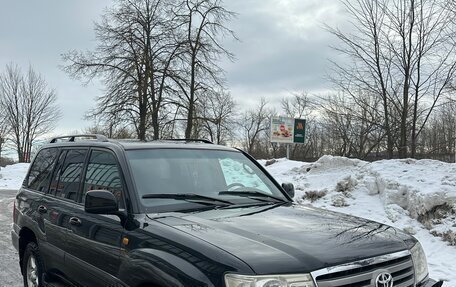 Toyota Land Cruiser 100 рестайлинг 2, 2006 год, 2 000 000 рублей, 7 фотография