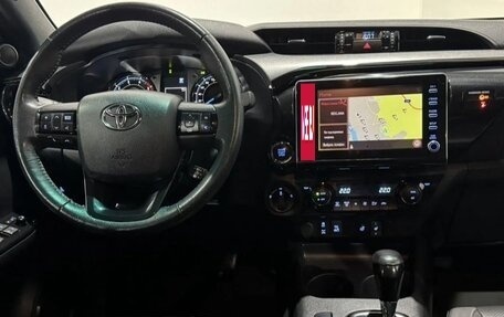 Toyota Hilux VIII, 2021 год, 4 550 000 рублей, 36 фотография