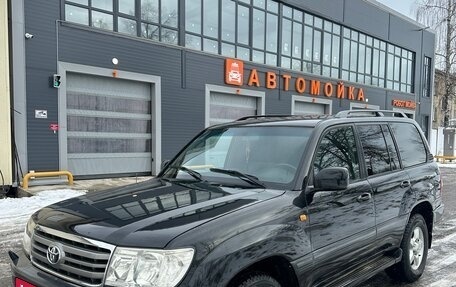 Toyota Land Cruiser 100 рестайлинг 2, 2006 год, 2 000 000 рублей, 2 фотография