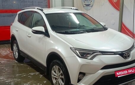 Toyota RAV4, 2018 год, 2 900 000 рублей, 3 фотография