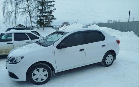 Renault Logan II, 2016 год, 750 000 рублей, 7 фотография