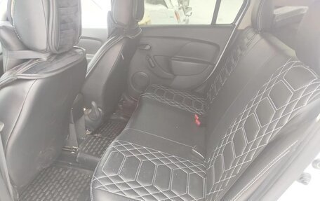 Renault Logan II, 2016 год, 750 000 рублей, 10 фотография