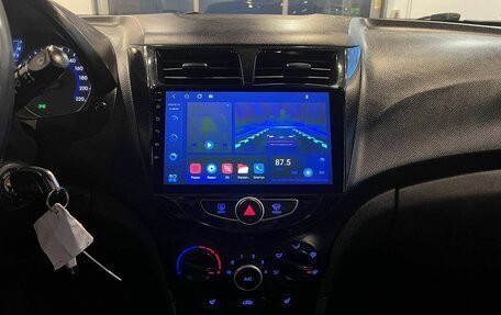 Hyundai Solaris II рестайлинг, 2013 год, 687 000 рублей, 6 фотография