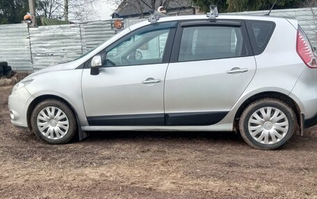 Renault Scenic III, 2010 год, 560 000 рублей, 2 фотография