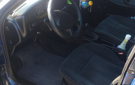 Volkswagen Passat B4, 1994 год, 320 000 рублей, 6 фотография