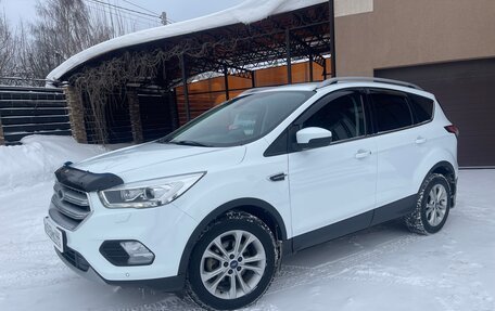 Ford Kuga III, 2018 год, 2 350 000 рублей, 3 фотография