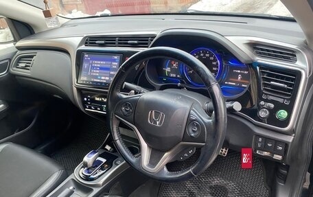 Honda Grace I, 2015 год, 1 395 000 рублей, 11 фотография