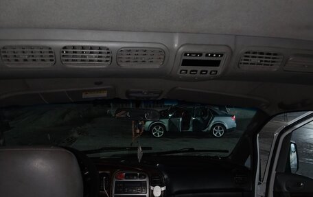 Hyundai Starex I рестайлинг, 2004 год, 720 000 рублей, 17 фотография