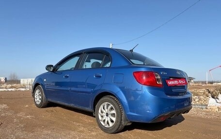 KIA Rio II, 2010 год, 385 000 рублей, 3 фотография