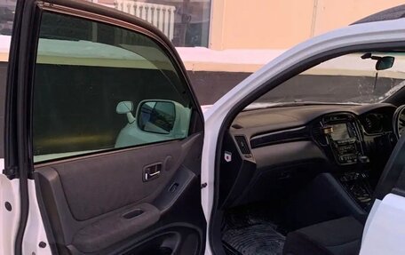 Toyota Kluger I, 2001 год, 1 230 000 рублей, 7 фотография