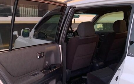 Toyota Kluger I, 2001 год, 1 230 000 рублей, 10 фотография