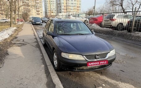 Opel Vectra B рестайлинг, 1996 год, 75 000 рублей, 1 фотография