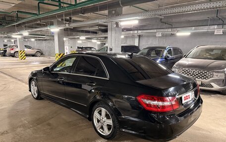 Mercedes-Benz E-Класс, 2011 год, 1 500 000 рублей, 5 фотография