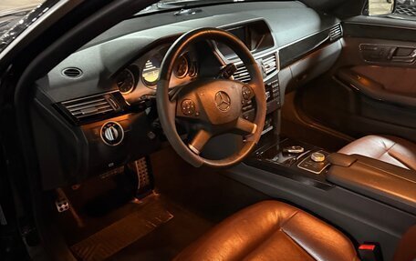 Mercedes-Benz E-Класс, 2011 год, 1 500 000 рублей, 13 фотография