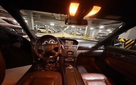 Mercedes-Benz E-Класс, 2011 год, 1 500 000 рублей, 18 фотография