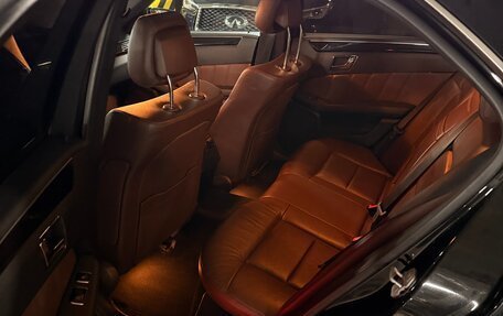 Mercedes-Benz E-Класс, 2011 год, 1 500 000 рублей, 15 фотография