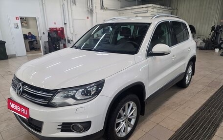 Volkswagen Tiguan I, 2011 год, 1 200 000 рублей, 2 фотография