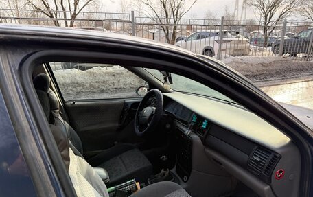 Opel Vectra B рестайлинг, 1996 год, 75 000 рублей, 6 фотография