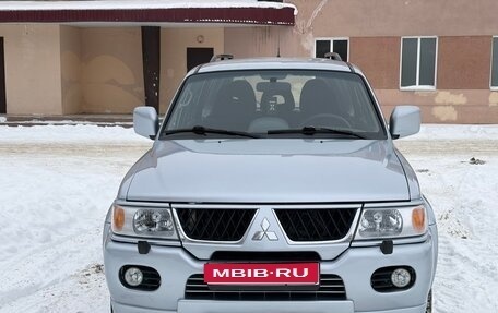 Mitsubishi Pajero Sport II рестайлинг, 2006 год, 1 550 000 рублей, 1 фотография