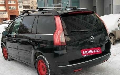 Citroen C4 Picasso II рестайлинг, 2011 год, 500 000 рублей, 3 фотография