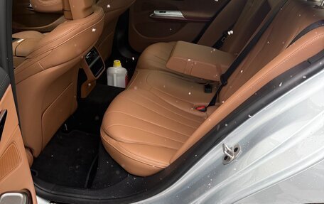 Mercedes-Benz E-Класс, 2024 год, 5 500 000 рублей, 13 фотография