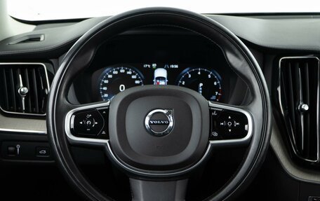 Volvo XC60 II, 2018 год, 3 649 050 рублей, 13 фотография