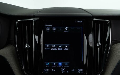 Volvo XC60 II, 2018 год, 3 649 050 рублей, 24 фотография