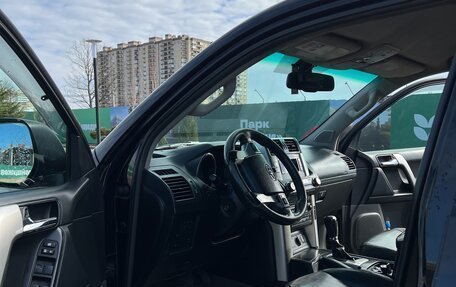 Toyota Land Cruiser Prado 150 рестайлинг 2, 2010 год, 2 250 000 рублей, 11 фотография