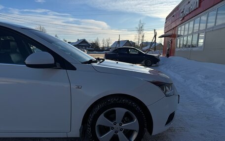 Chevrolet Cruze II, 2012 год, 800 000 рублей, 4 фотография
