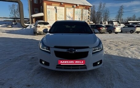 Chevrolet Cruze II, 2012 год, 800 000 рублей, 2 фотография