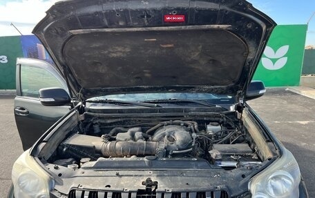 Toyota Land Cruiser Prado 150 рестайлинг 2, 2010 год, 2 250 000 рублей, 19 фотография