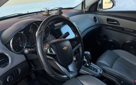 Chevrolet Cruze II, 2012 год, 800 000 рублей, 9 фотография