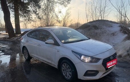 Hyundai Solaris II рестайлинг, 2018 год, 690 000 рублей, 2 фотография