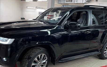 Toyota Land Cruiser, 2024 год, 14 500 000 рублей, 3 фотография