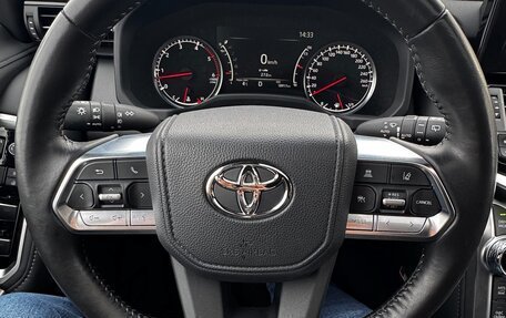 Toyota Land Cruiser, 2024 год, 14 500 000 рублей, 10 фотография