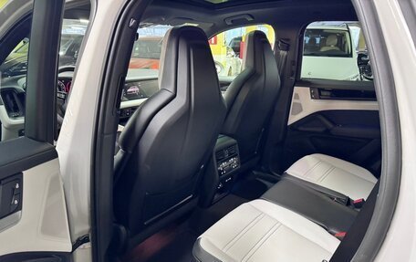 Porsche Cayenne III, 2026 год, 18 500 000 рублей, 15 фотография